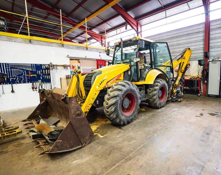 Maintenance matériel btp Peyre en Aubrac